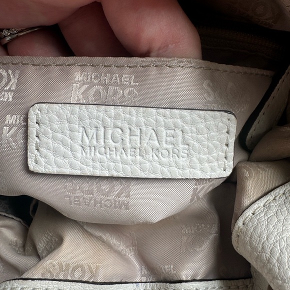 Michael Kors Camden Satchel - Picture 7 of 8